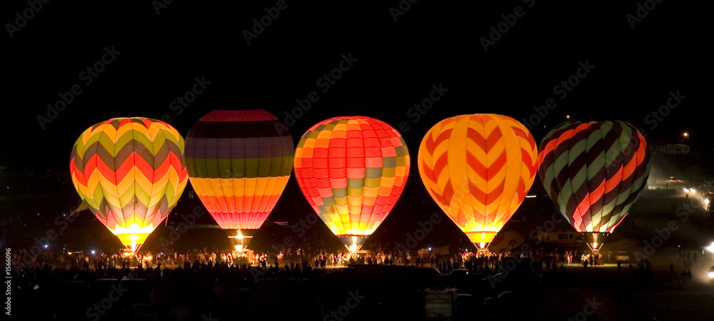 Hot air balloons glow show 