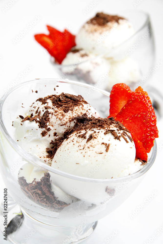 Ice cream with chocolate and strawberry