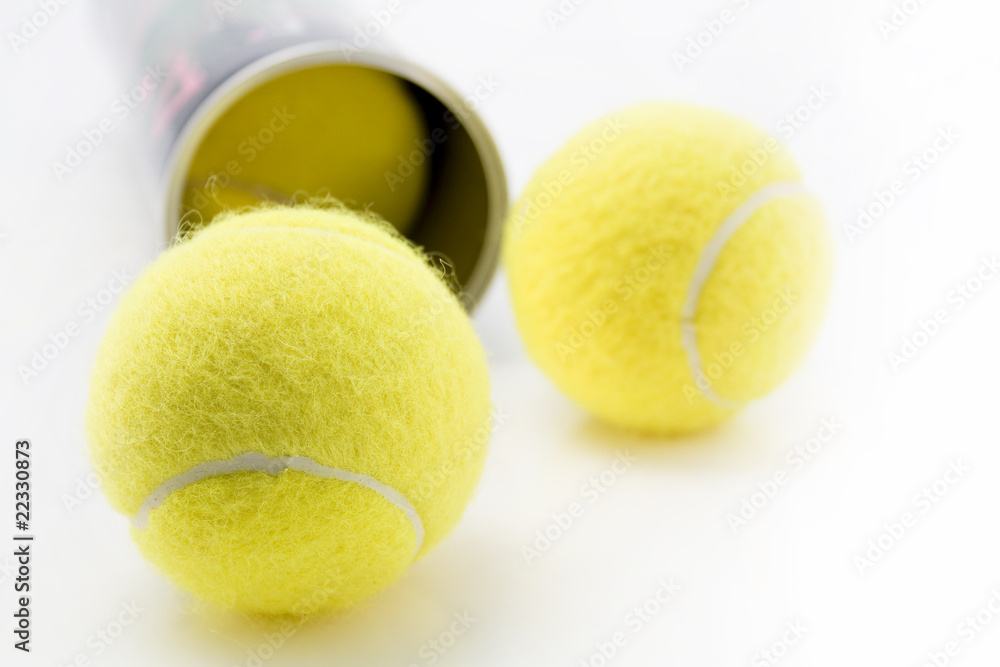 Tennis balls