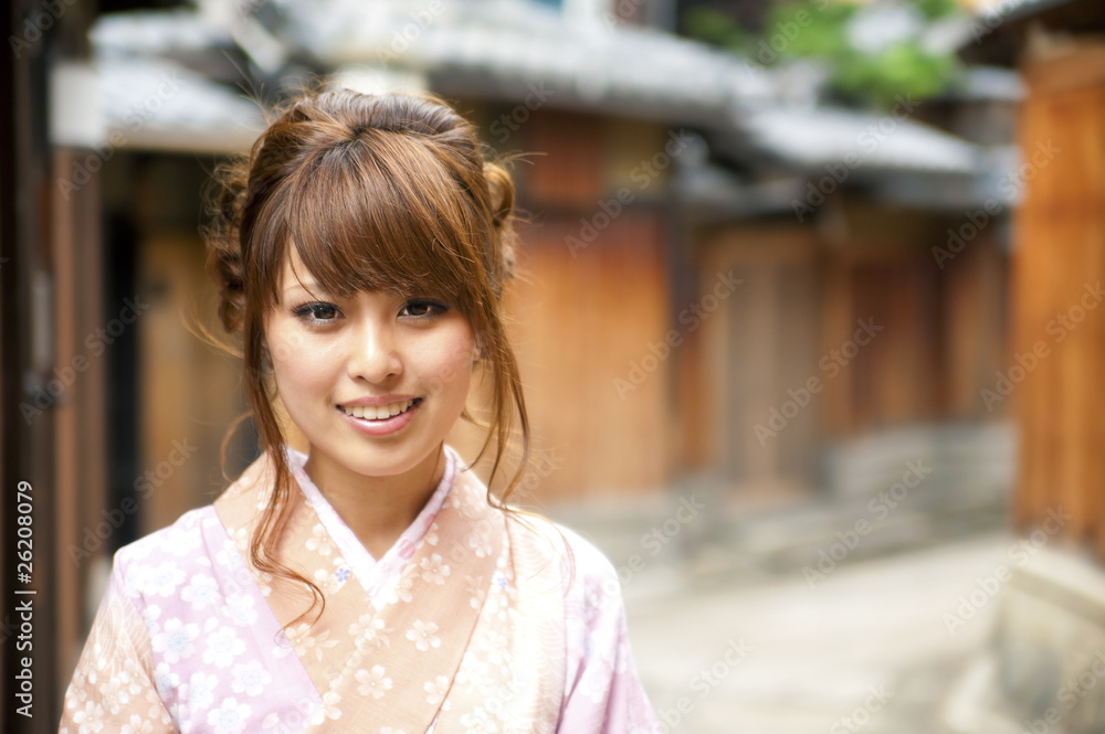 japanese kimono woman walking on the street