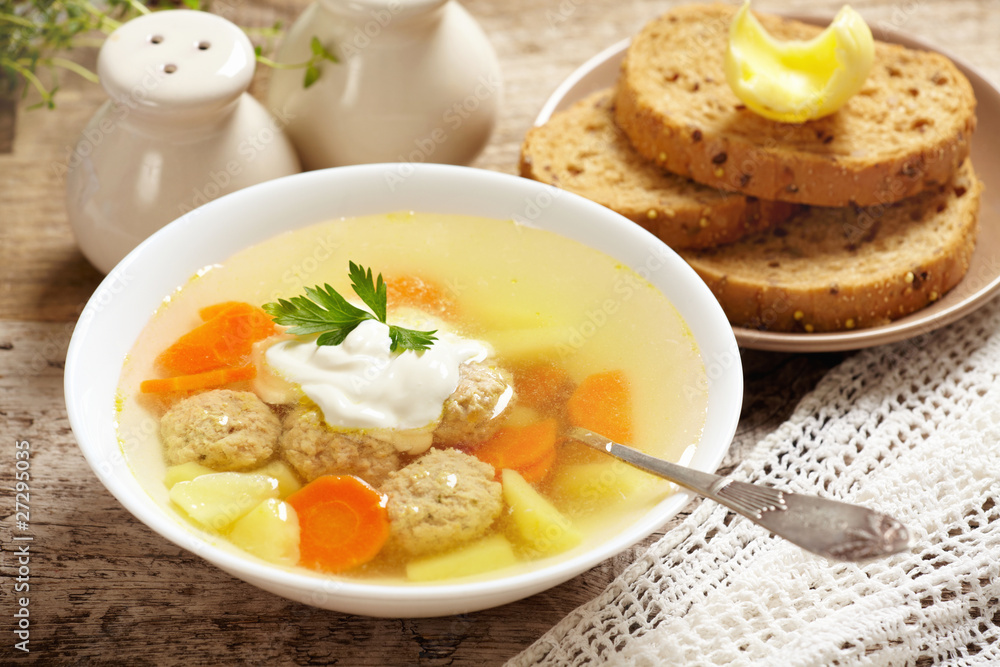 vegetable soup with meat balls