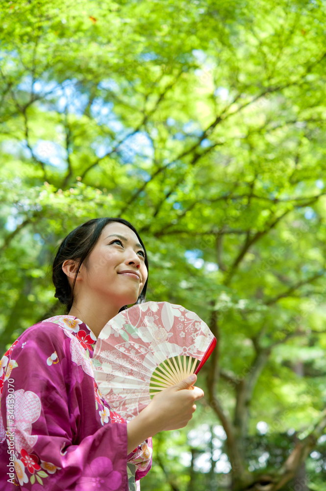 日本和服女人的画像