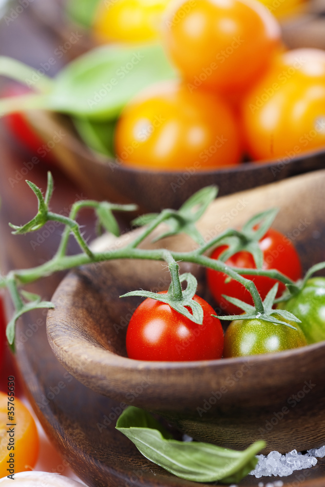 fresh organic tomatoes