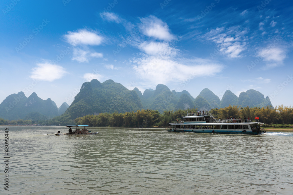 boat and raft in guilin