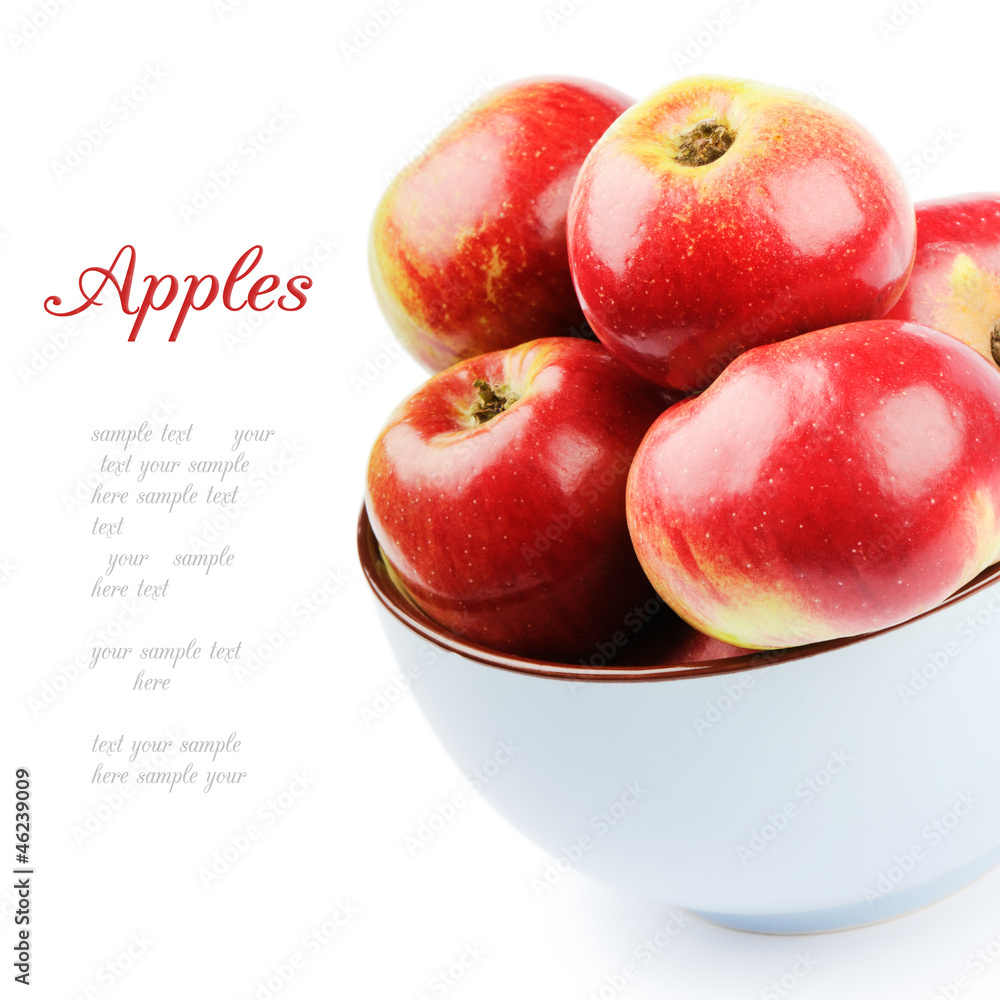 Fresh organic apples in a bowl