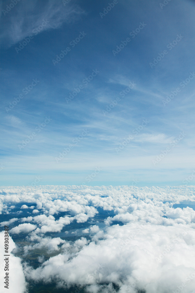 雲の上の空