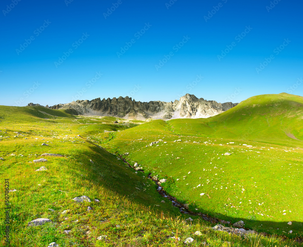 山谷。美丽的风景