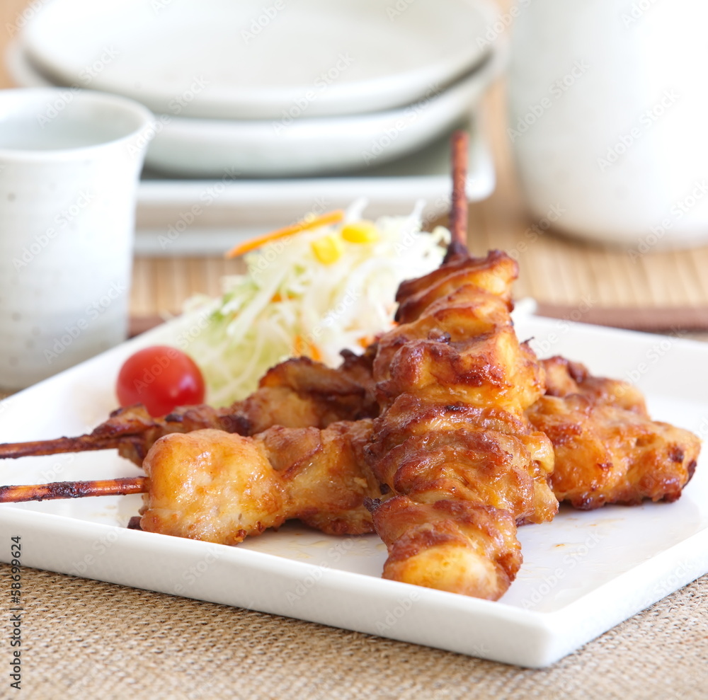 美味的亚洲美食鸡肉星期六