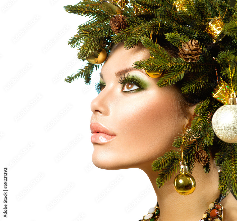 Christmas Woman. Beautiful Christmas Holiday Hairstyle