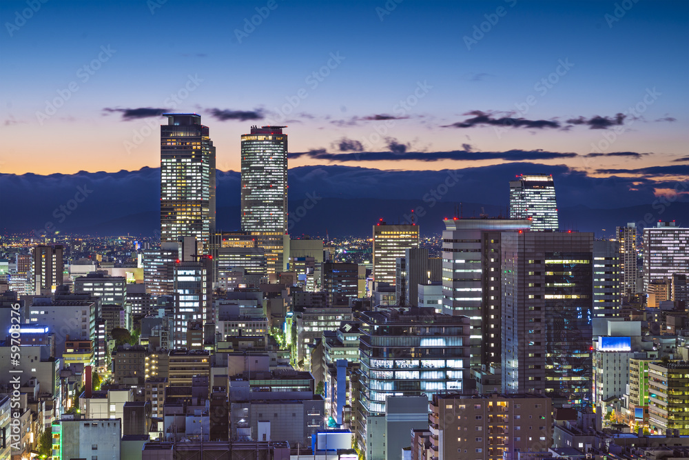 日本名古屋黄昏城市景观