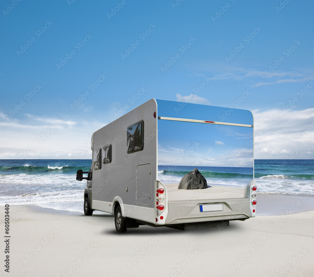 Wohnmobil am Sandstrand