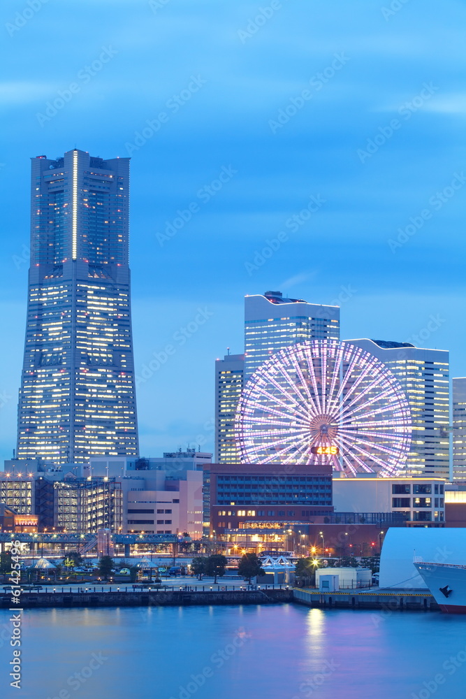 夜景下的米乃都地区横滨天际线