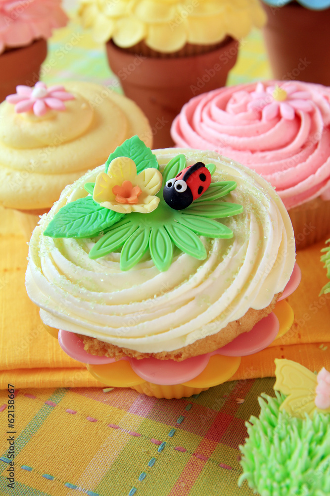 Springtime cupcakes