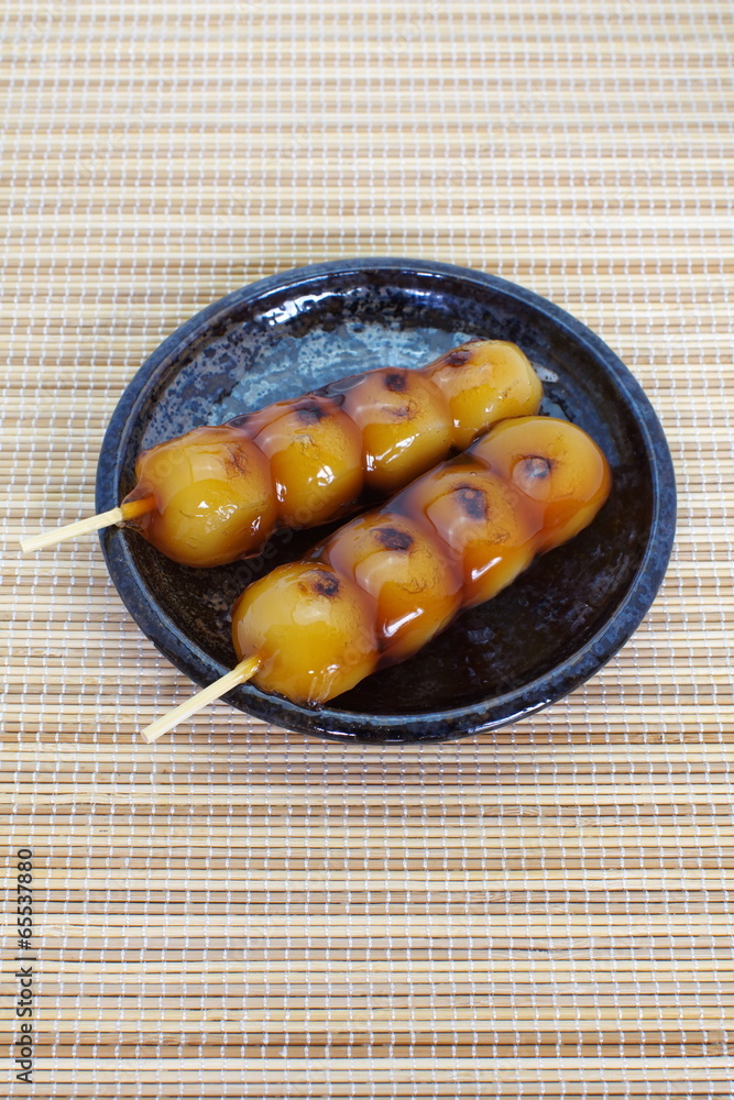 mitarashi Dango lapanese饺子和甜