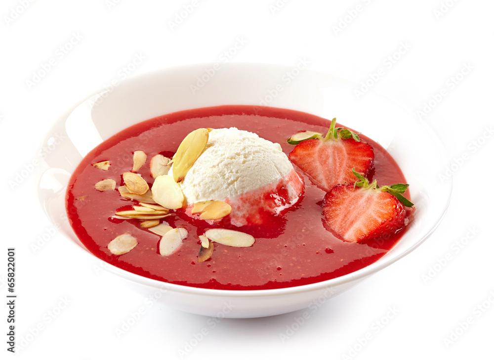 Cold strawberry soup