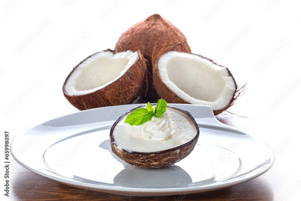 Coconut ice cream in coco shell