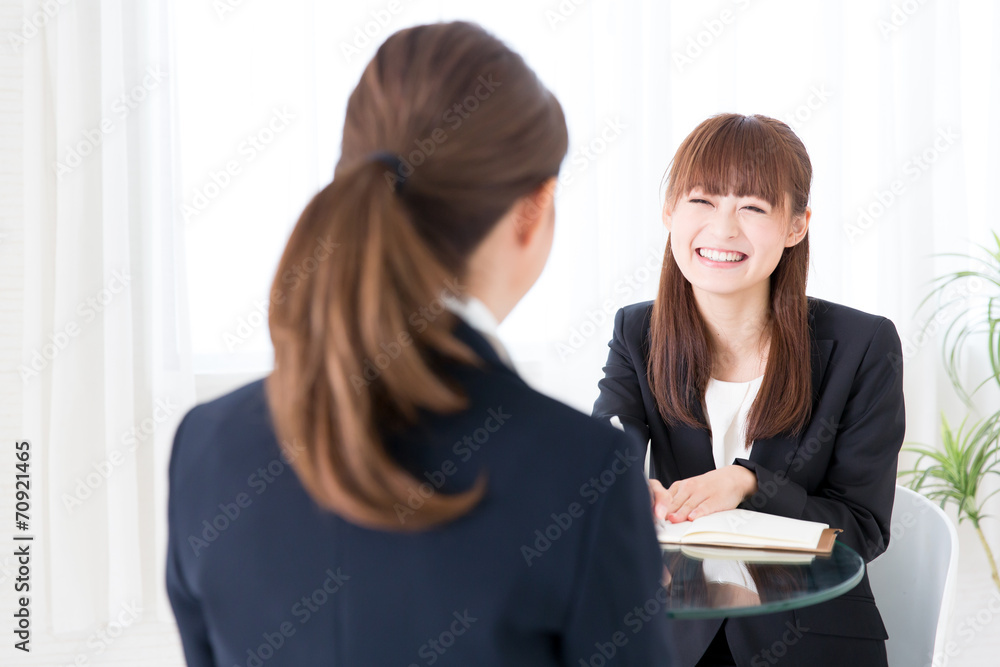 asian businesswoman working in the office