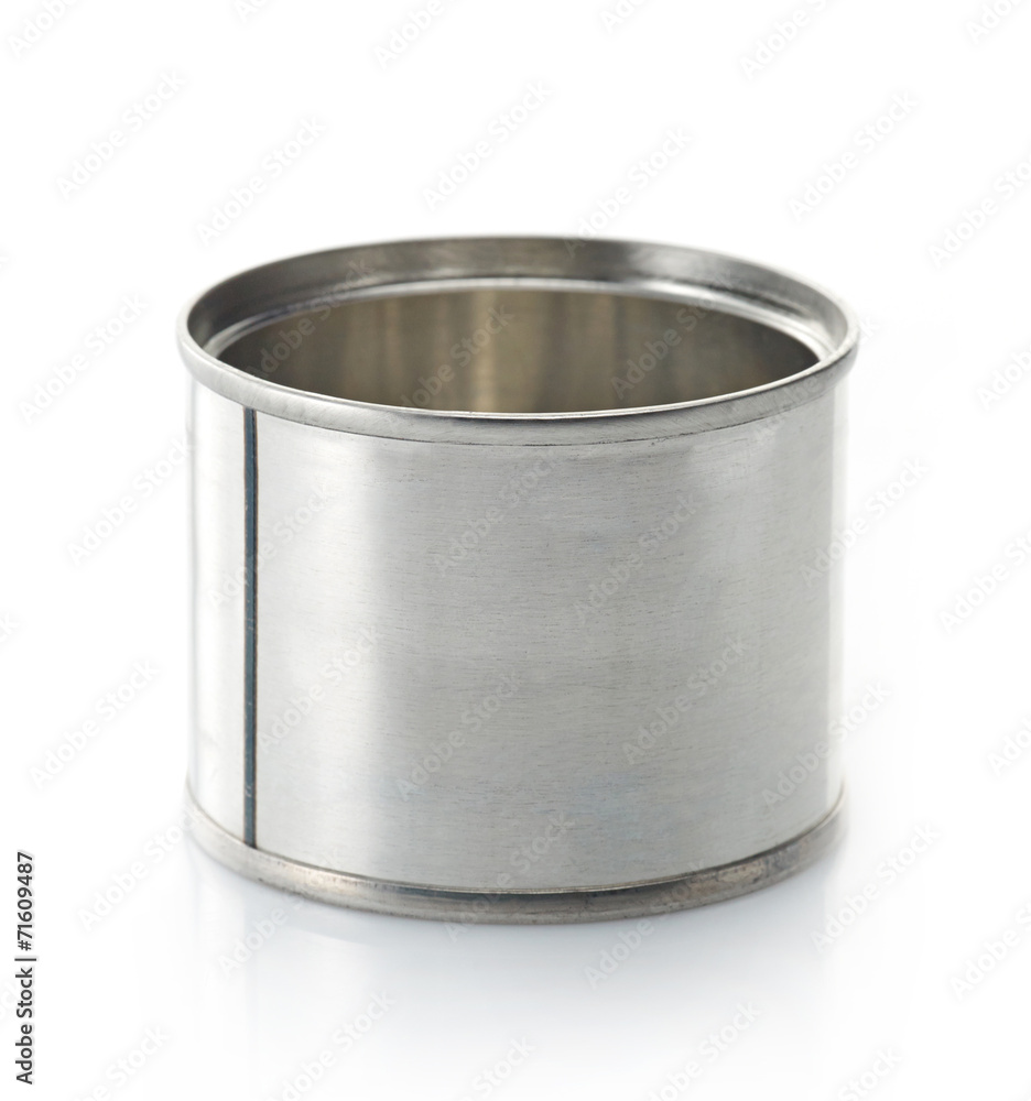 empty aluminum tin can