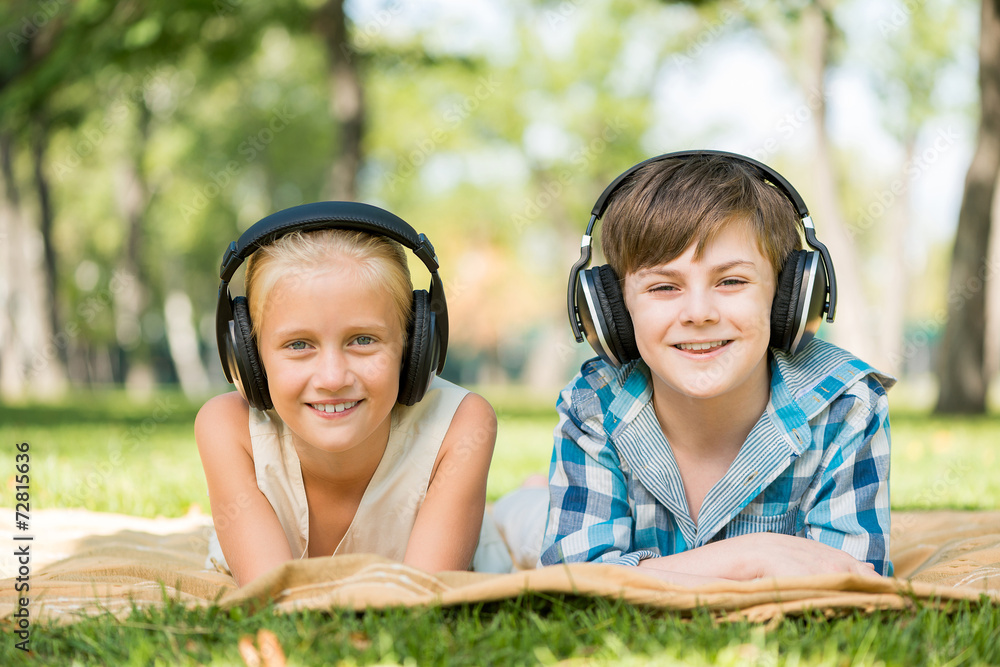 Kids wearing headphones