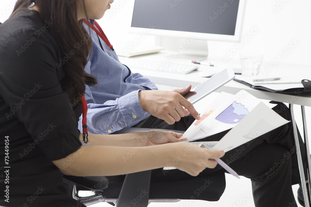 Woman with whom to check the documents