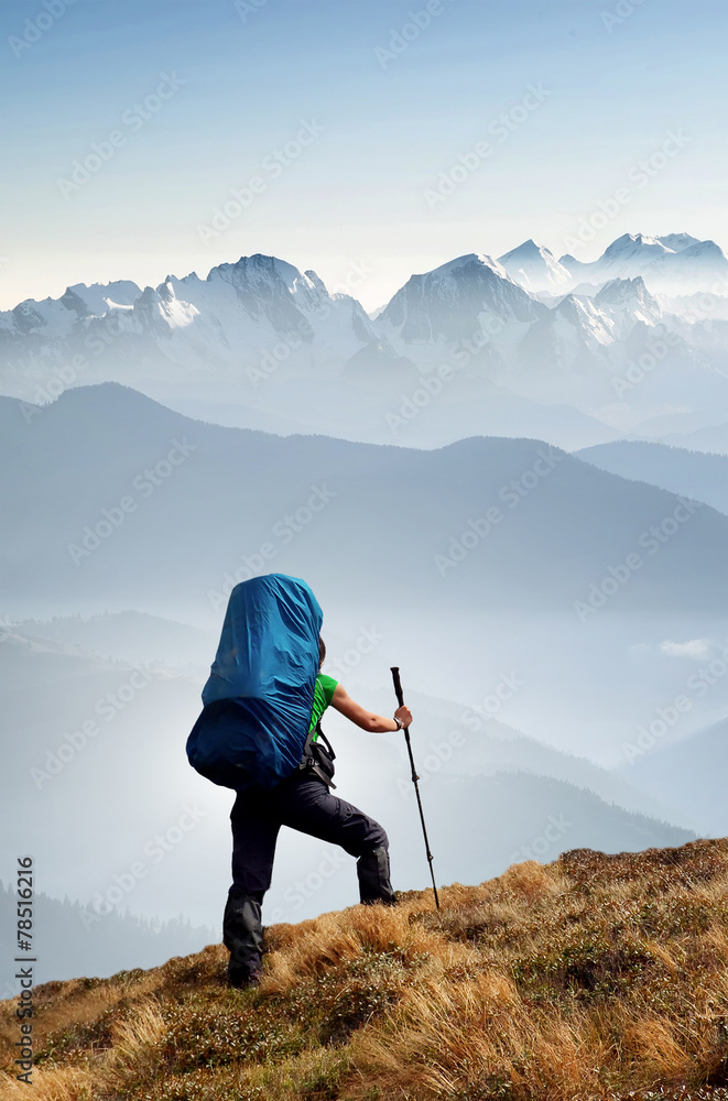 登山旅游。积极的生活理念