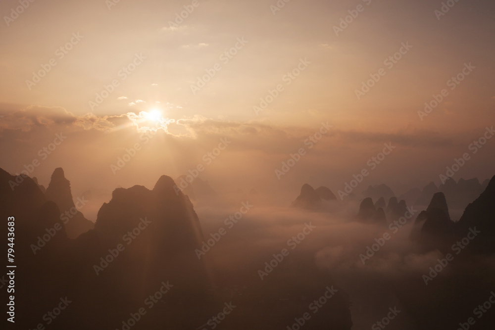 桂林的天空、山脉和风景