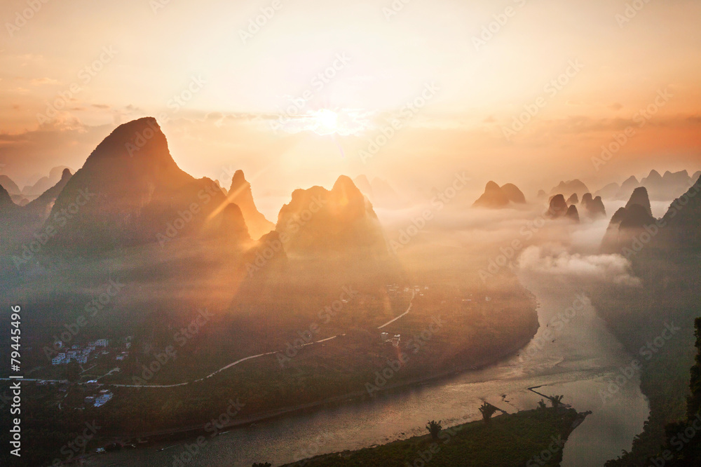 桂林的天空、山脉和风景