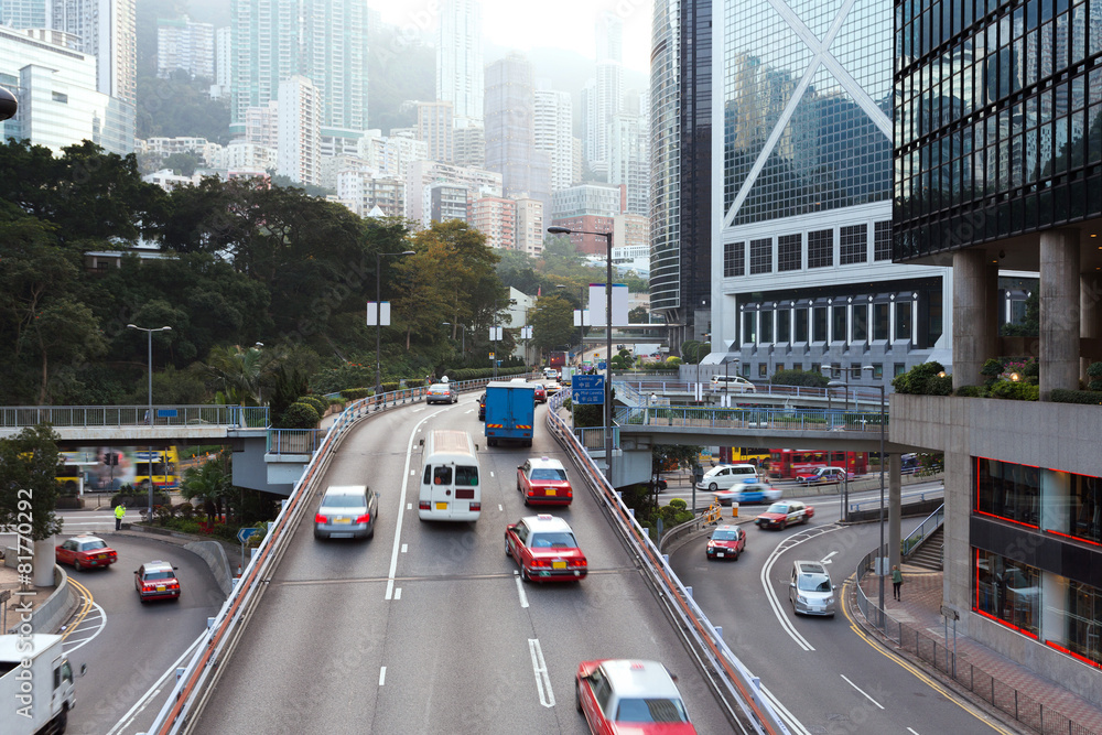 现代城市香港白天的交通和建筑