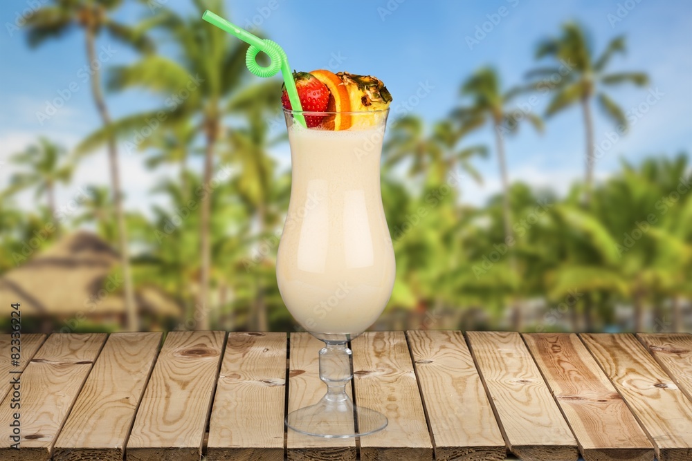 Pina Colada。白色鸡尾酒：Pina Colda。