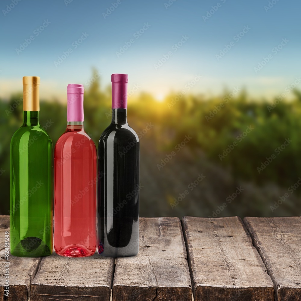 Wine Bottle. Wine Bottles w/Clipping path