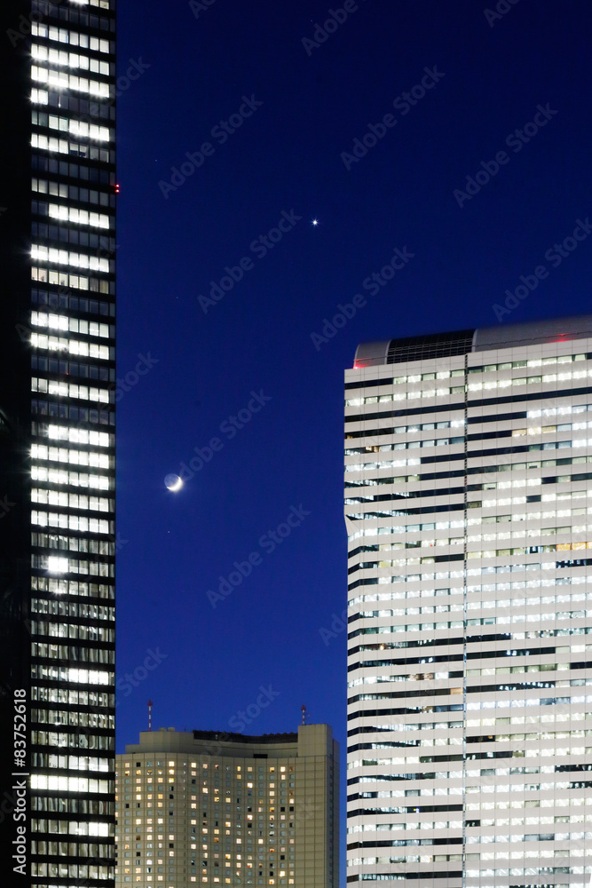 新宿高層ビルの夜景
