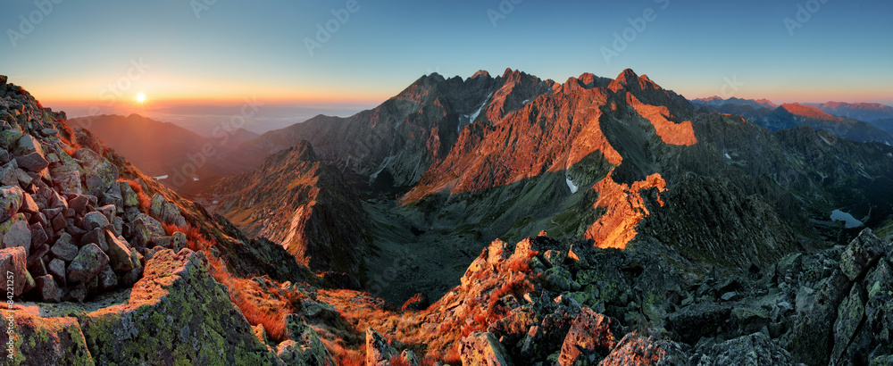 全景山秋景