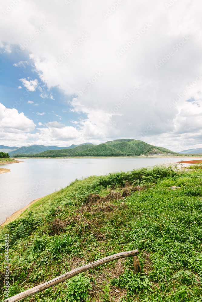 泰国清迈Mae Ngat Sombonchol大坝水库