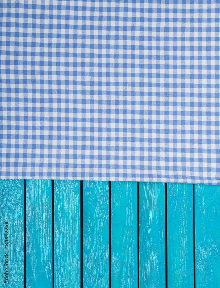 Tablecloth, checked, wood.