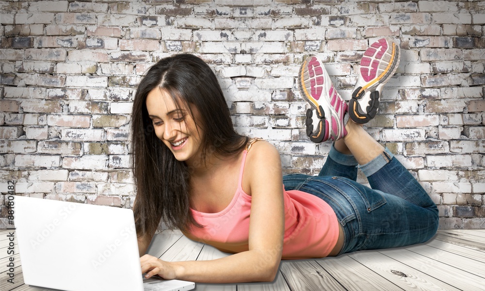 Teenager, Computer, Laptop.