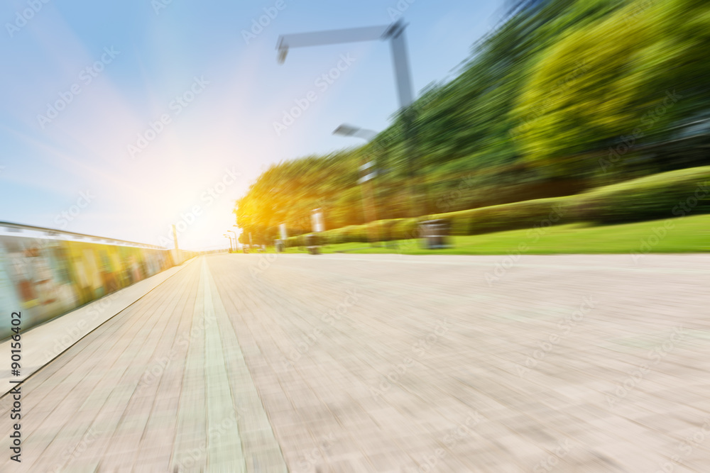 郊区道路的运动模糊