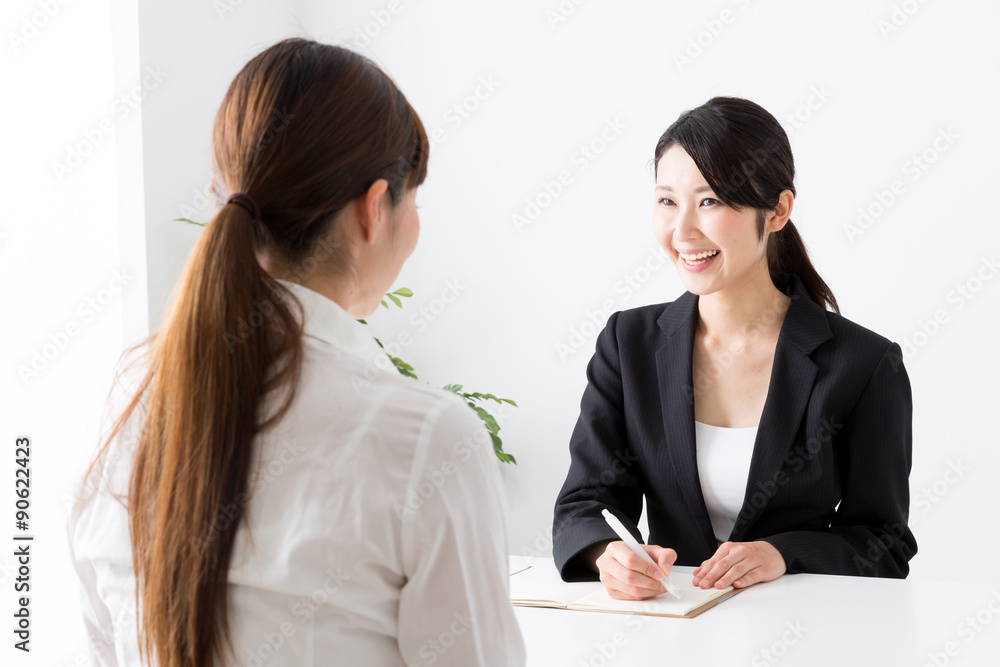 businesswomen working image