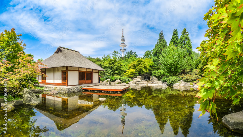 德国汉堡海因里希赫兹塔的日本花园