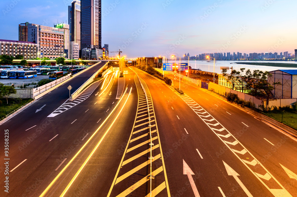 城市夜景鸟瞰图