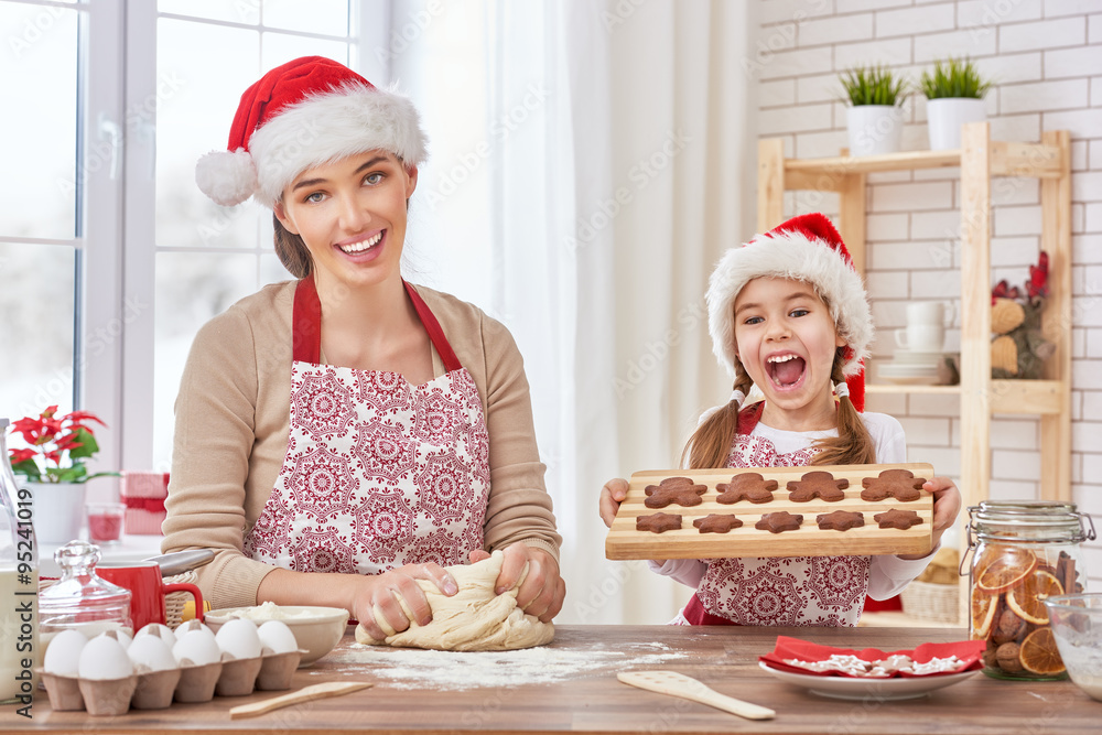 cooking Christmas biscuits