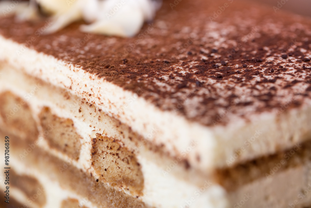 Tiramisu cake