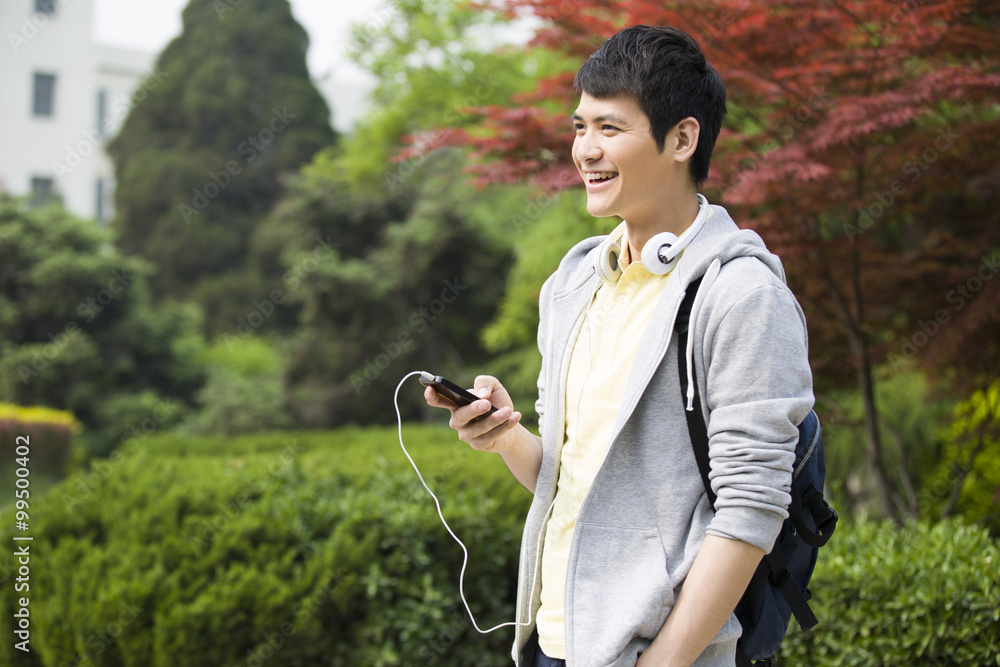 校园男大学生