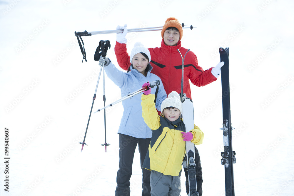 全家去滑雪