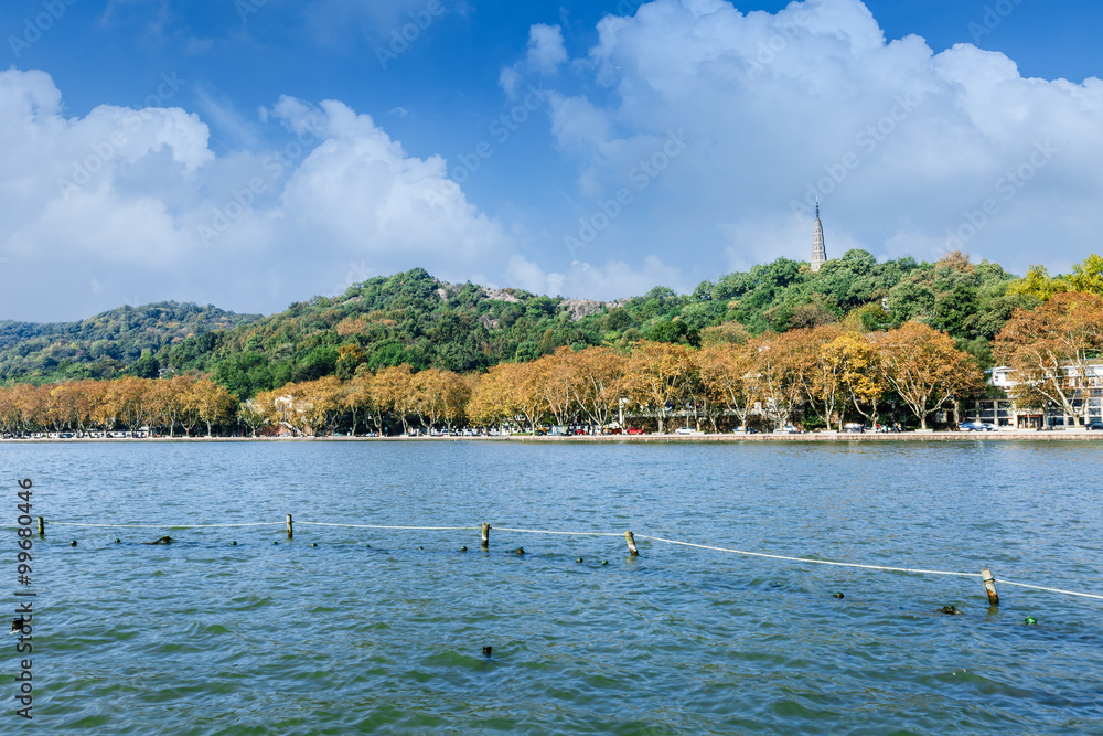 秋天的杭州西湖美景，中国