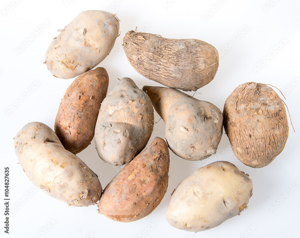 Sweet potatoes，potato，yam isolated on white background 