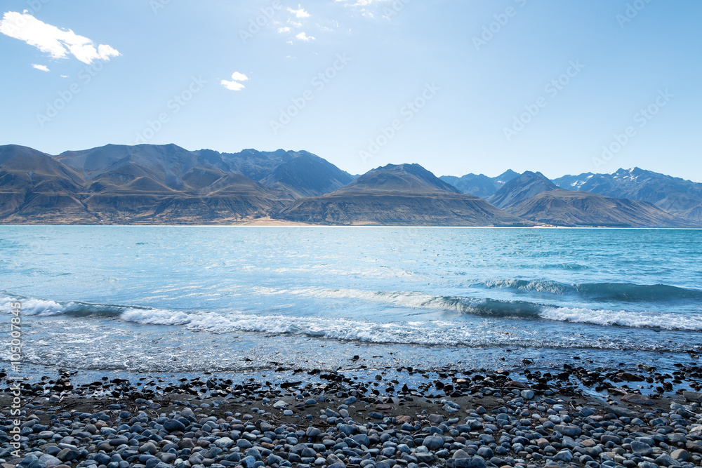 新西兰夏日湖泊景观