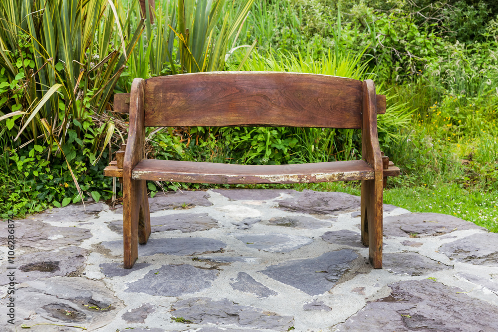 アイルランドの古いベンチ　 Old bench of Ireland