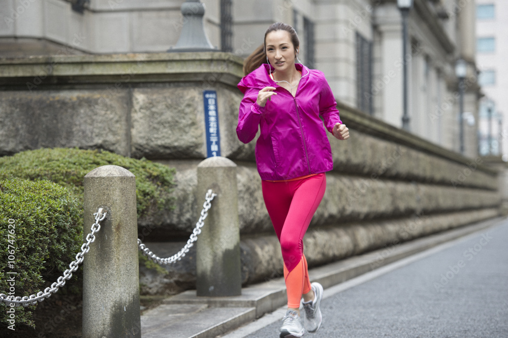 Asian women are running for weight loss