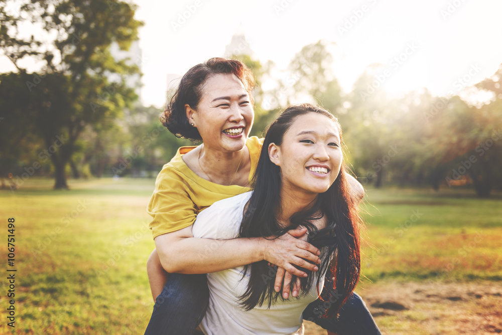 女儿妈妈可爱的情感休闲生活理念