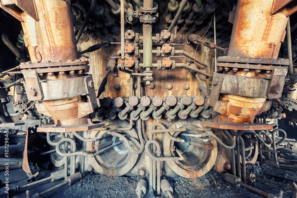 Abandoned factory，old industrial equipment background